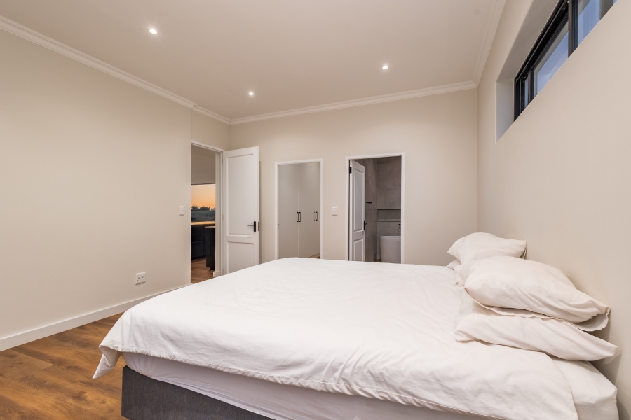 3 Bedroom Property for Sale in The Crags Western Cape